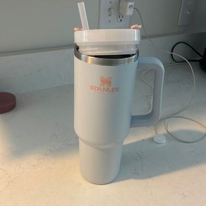 Stanley 40 oz quencher